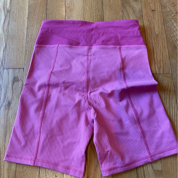 NWT For Love & Lemons Pink Dani Color Block Biker Shorts-Size S - Picture 3 of 4